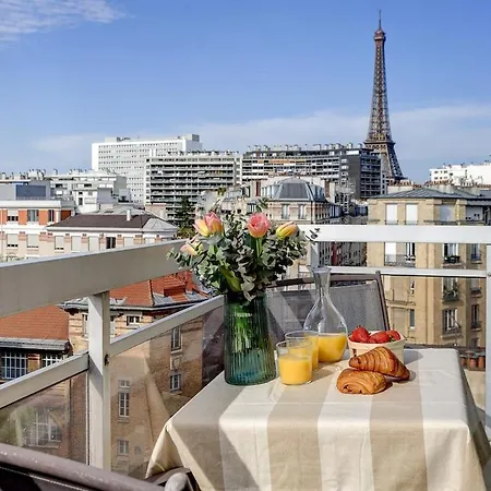 Eiffel Gustave Апартаменты *