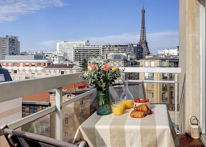 Eiffel Gustave Апартаменты *